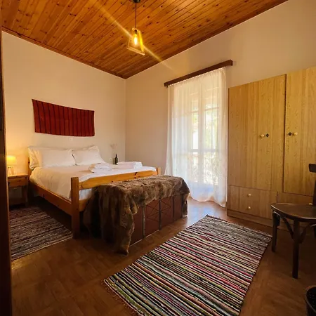 Forrest * Polídhroson